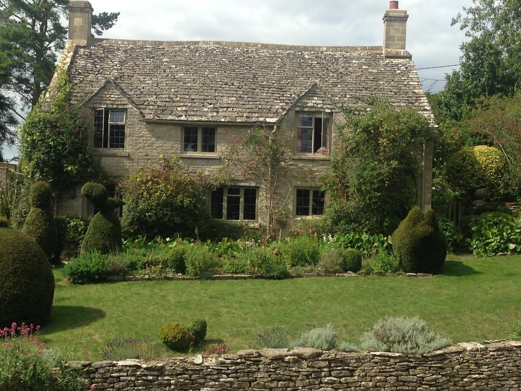 Yew Tree Cottage B&Bストウ・オン・ザ・ウォルド エクステリア 写真