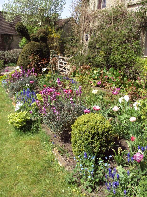 Yew Tree Cottage B&Bストウ・オン・ザ・ウォルド エクステリア 写真